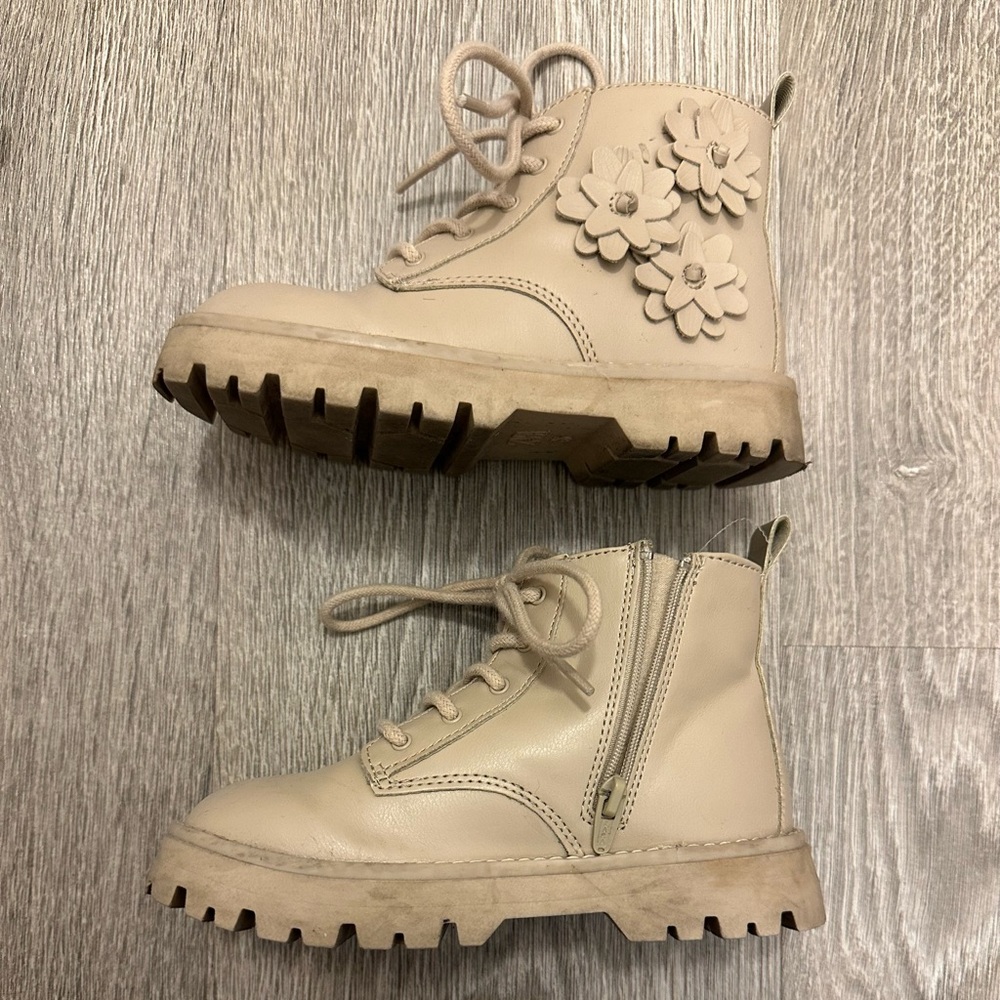 ZARA Floral Tan Ankle Boots